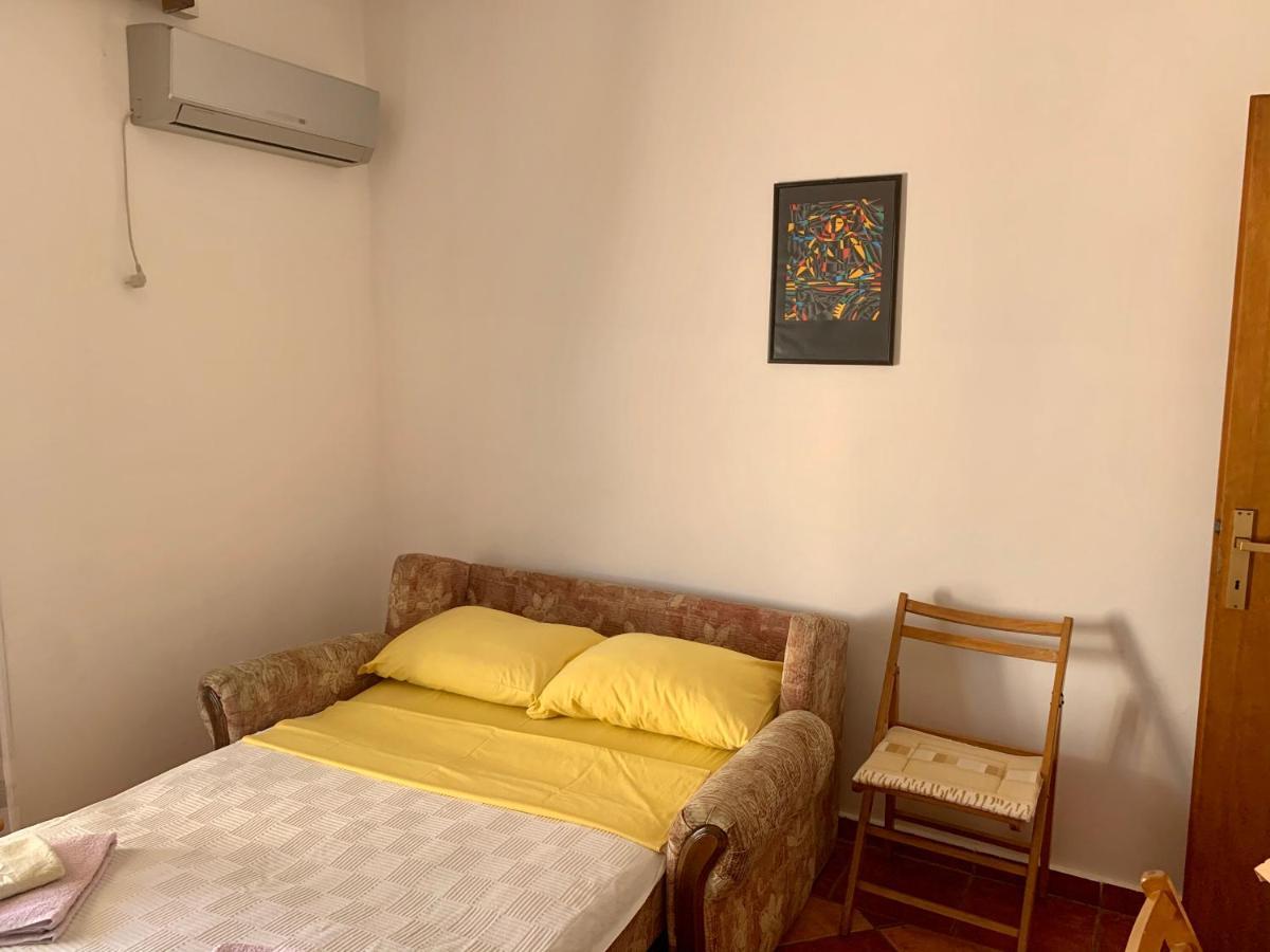 Apartments Mari Pržno Zewnętrze zdjęcie
