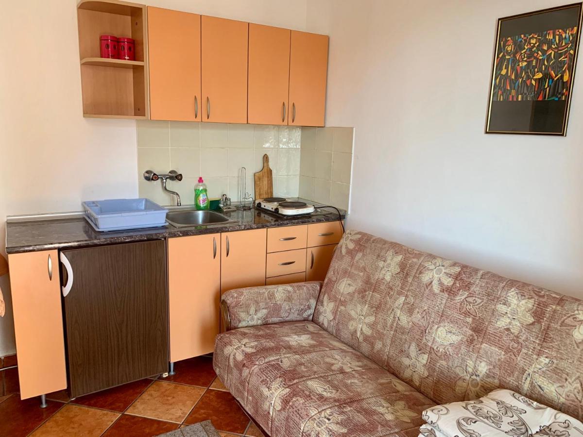 Apartments Mari Pržno Zewnętrze zdjęcie
