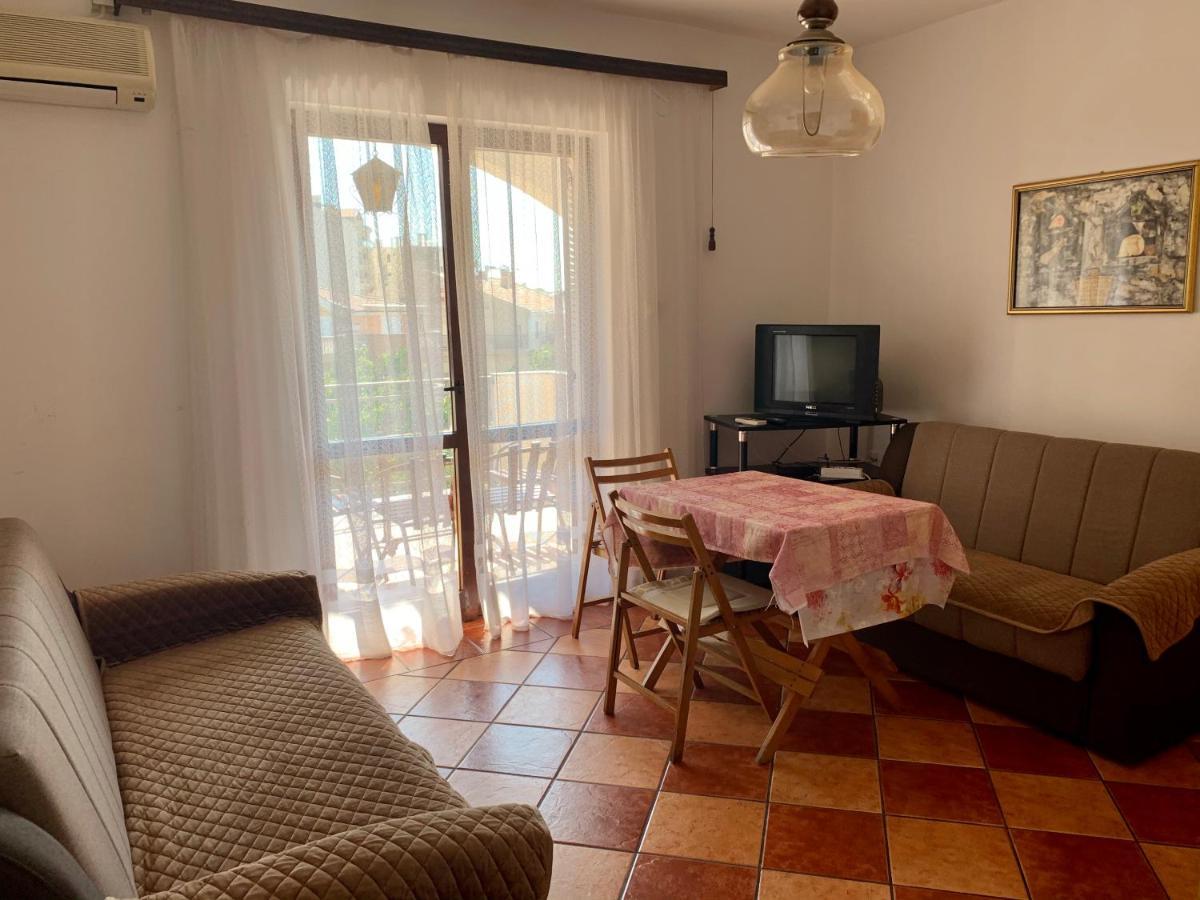 Apartments Mari Pržno Zewnętrze zdjęcie