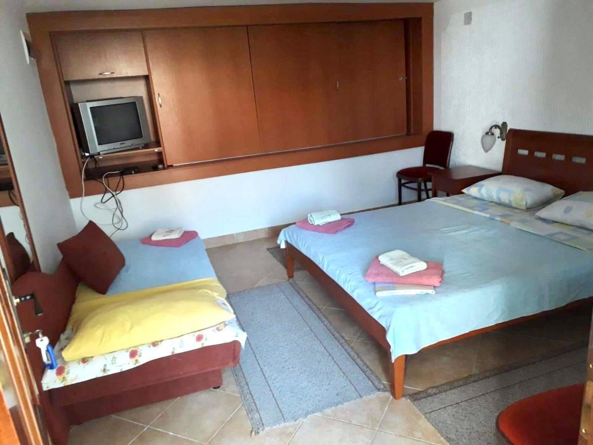 Apartments Mari Pržno Zewnętrze zdjęcie