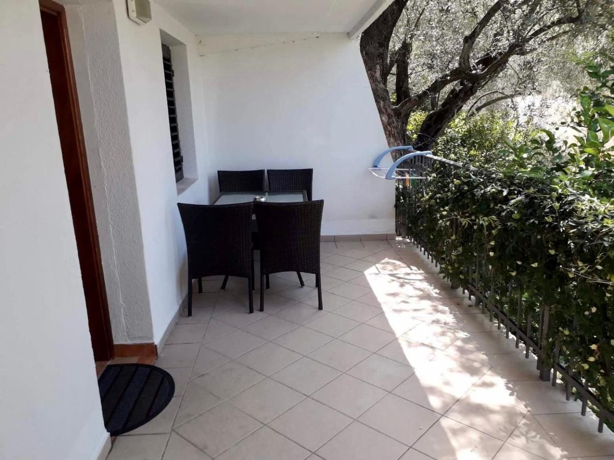 Apartments Mari Pržno Zewnętrze zdjęcie